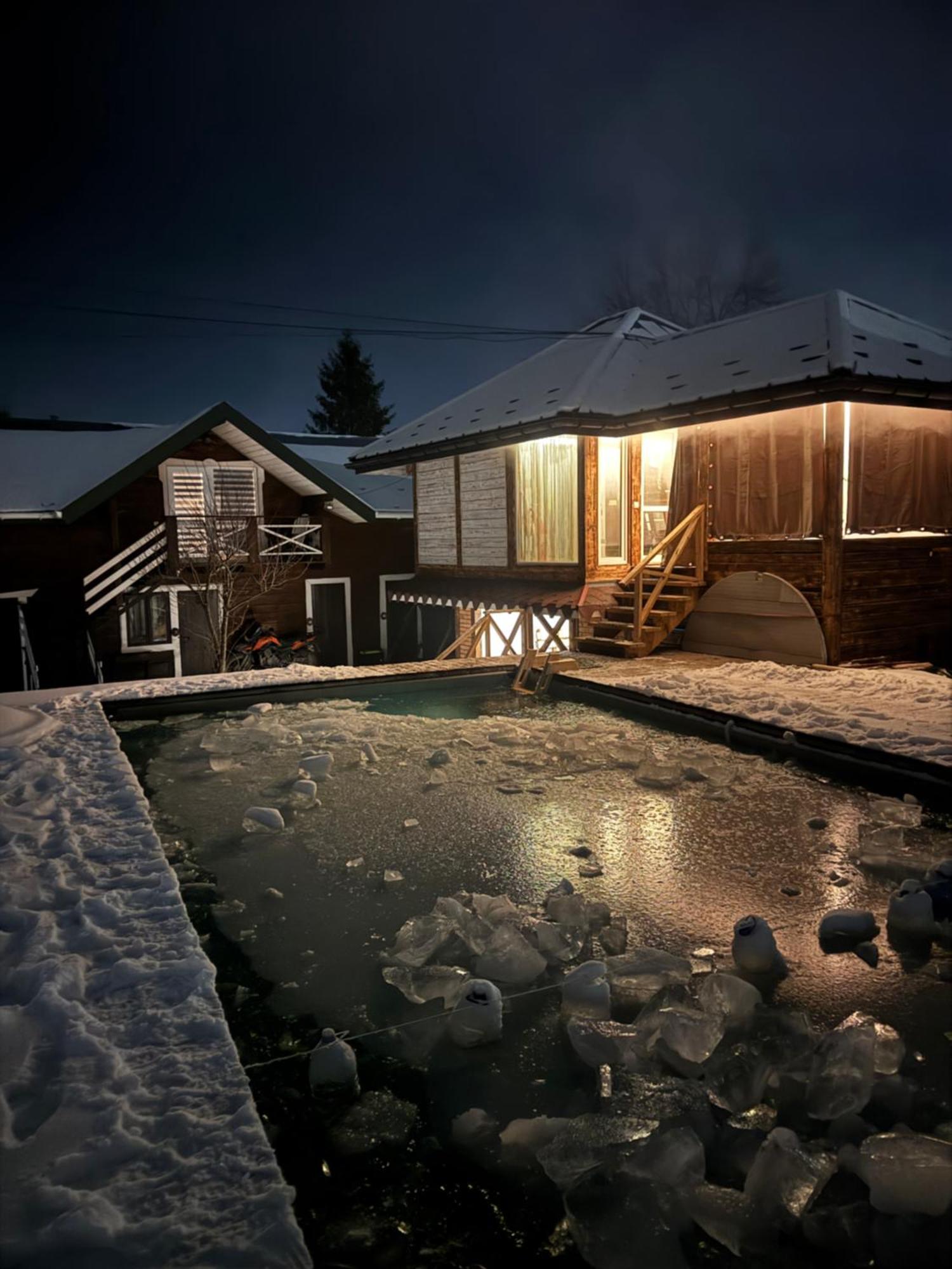 Кольорові Подорожі 2 Apartment Slavsko Exterior foto